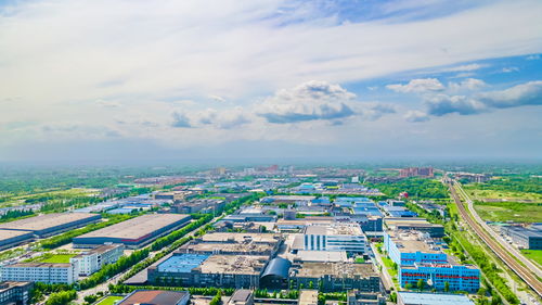 成都郫都 聚焦 三大驅動 以 新質 促 高質